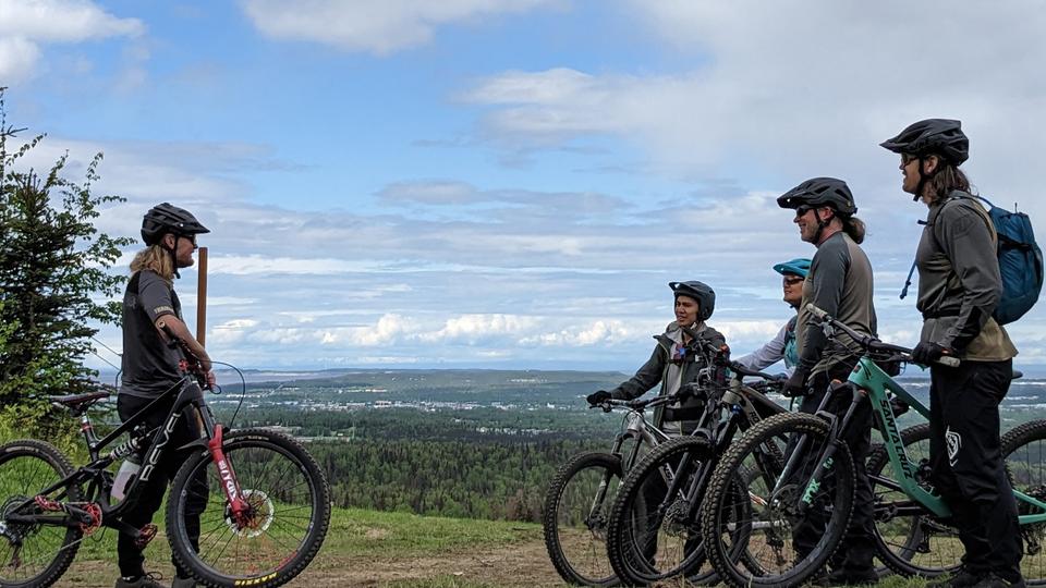 Teaching a group of bike students